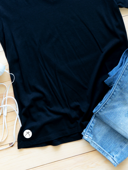 YOGA GIRL ROUNDNECK TEE - BLACK
