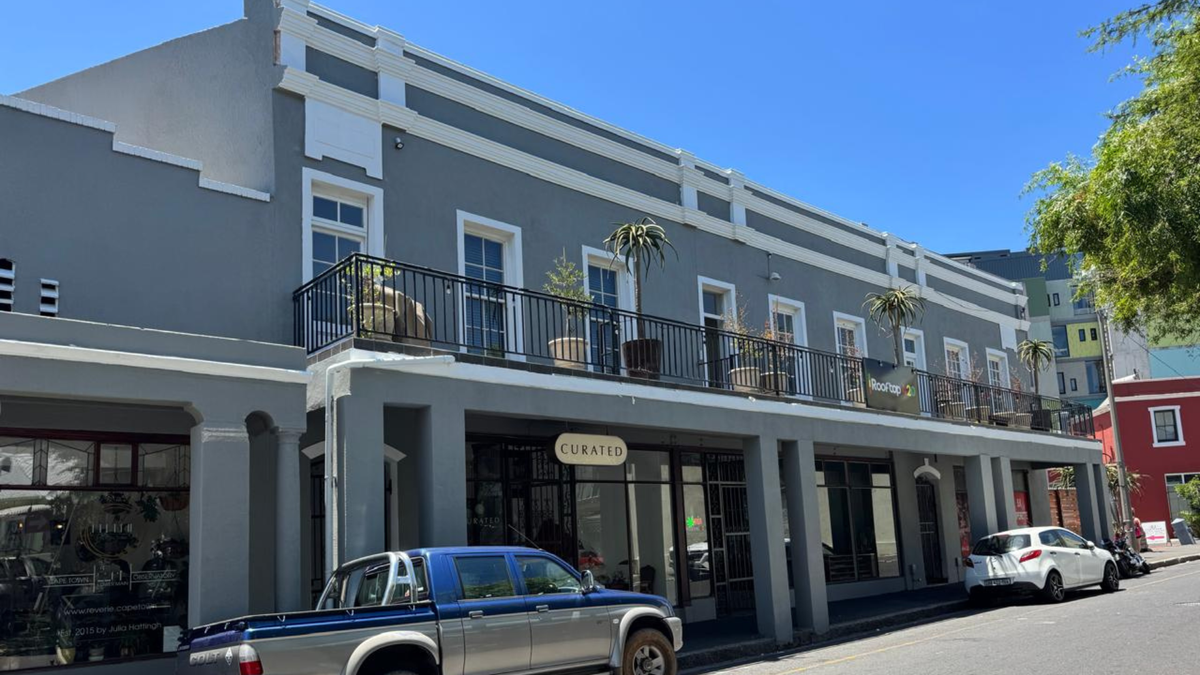 Obs Centre · Street frontage