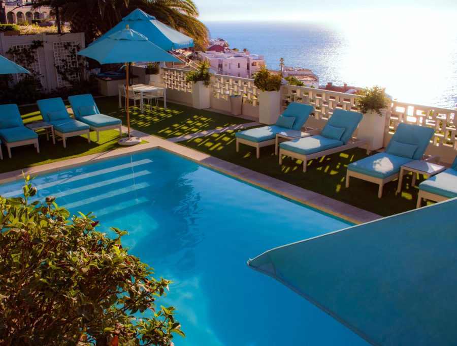 THE CLARENDON BANTRY BAY - SUPERIOR ROOM