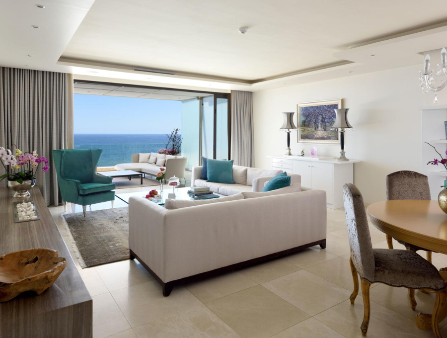 THE CLARENDON BANTRY BAY - PREMIUM SUITE