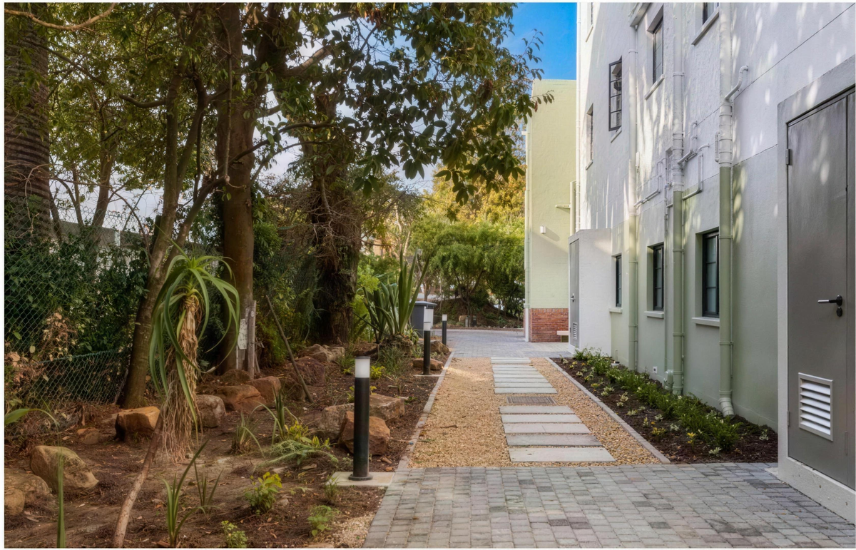 Garden pathway